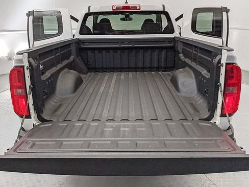 Used 2018 Chevrolet Colorado W/T w/ WT Convenience Package AWD/4WD image 18