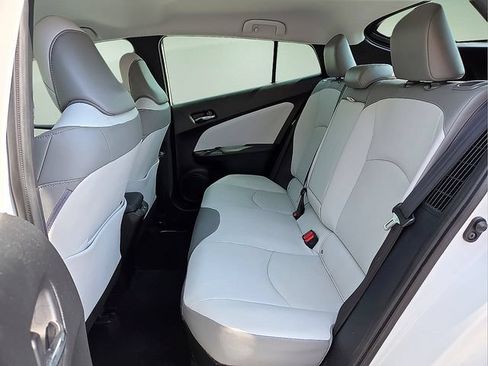 Used 2022 Toyota Prius Prime XLE FWD image 14