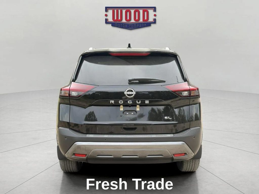 Used 2022 Nissan Rogue SL w/ SL Premium Package FWD image 5