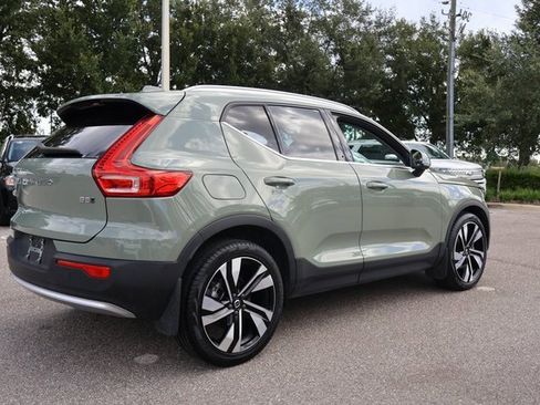 Used 2023 Volvo XC40 B5 Ultimate w/ Protection Package Premier image 7