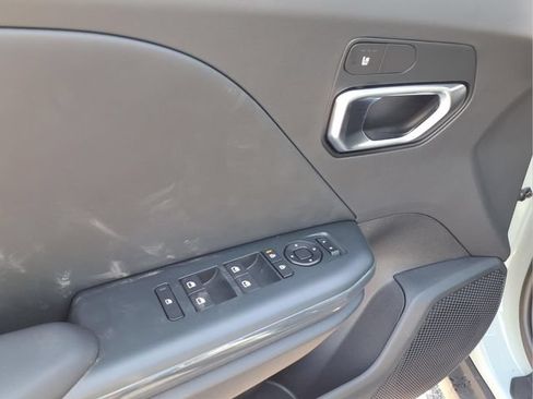 New 2026 Kia K4 EX FWD image 13