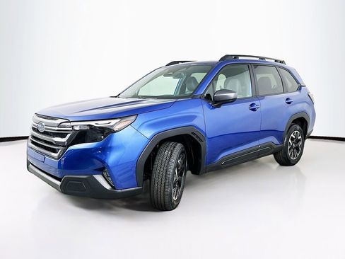 Used 2026 Subaru Forester Premium AWD/4WD image 2