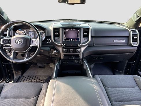 Used 2019 RAM 1500 Big Horn image 3