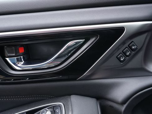 Used 2025 Subaru Outback Touring image 14