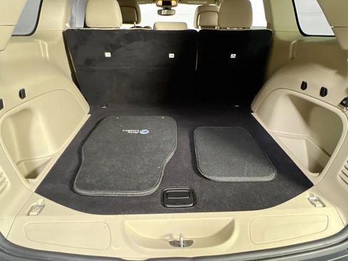 Used 2022 Jeep Grand Cherokee Laredo E image 24