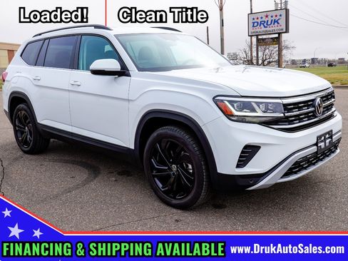 Used 2023 Volkswagen Atlas SE w/ Black Wheel Package image 1