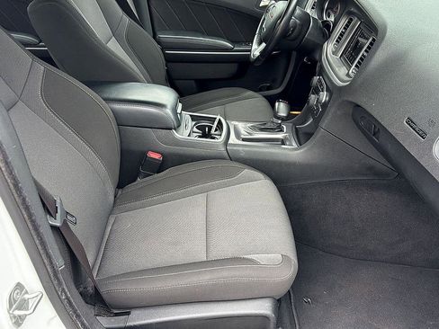 Used 2022 Dodge Charger SXT image 15