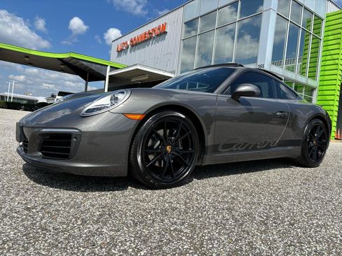 Used 2018 Porsche 911 Carrera image 2