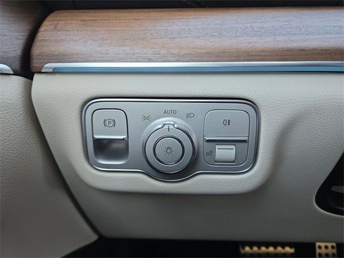 New 2026 Mercedes-Benz GLS 450 GLS 450 image 21