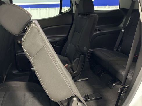 Used 2021 GMC Acadia SLE w/ Driver Convenience Package image 35