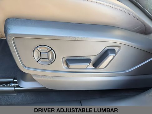 New 2025 Audi Q5 Prestige image 16