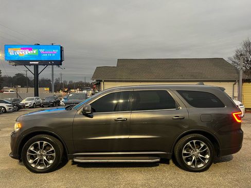 Used 2019 Dodge Durango GT image 2