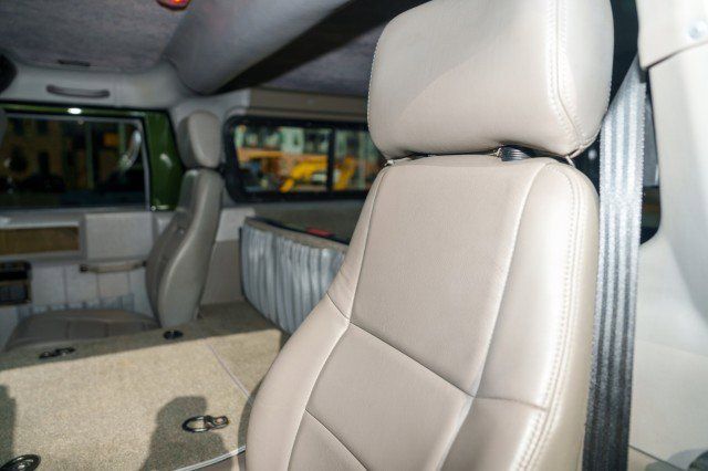 Used 2000 HUMMER H1 4-Door Wagon AWD/4WD image 18