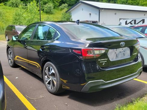 Used 2020 Subaru Legacy Premium w/ Popular Package #1 AWD/4WD image 4