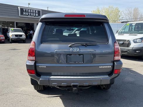 Used 2005 Toyota 4Runner Limited image 7