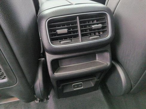 Used 2024 Mercedes-Benz GLE 350 4MATIC w/ 3rd Row Seat Package image 18