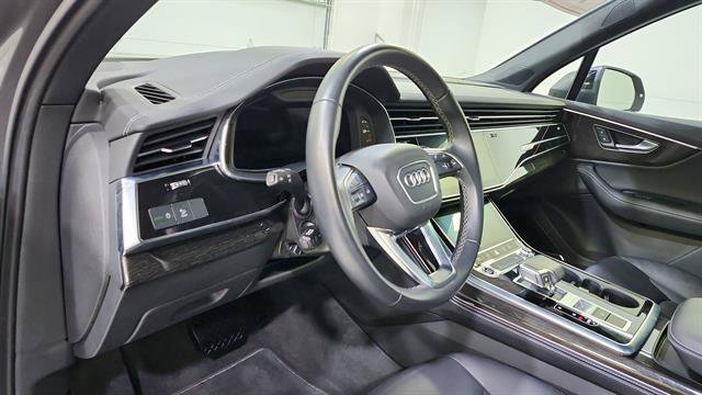 Used 2025 Audi Q7 3.0T Premium Plus AWD/4WD image 9