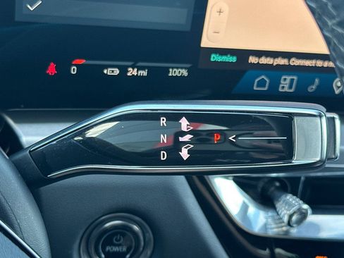 Certified 2024 Cadillac Lyriq Sport image 33