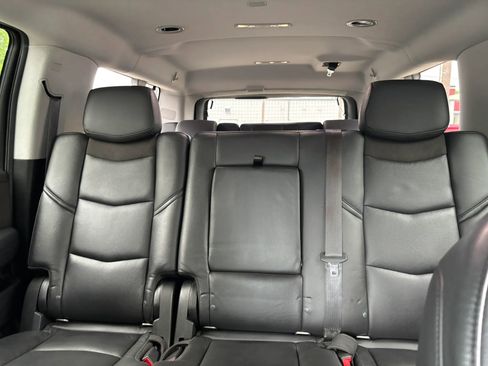 Used 2019 Cadillac Escalade ESV 2WD image 22