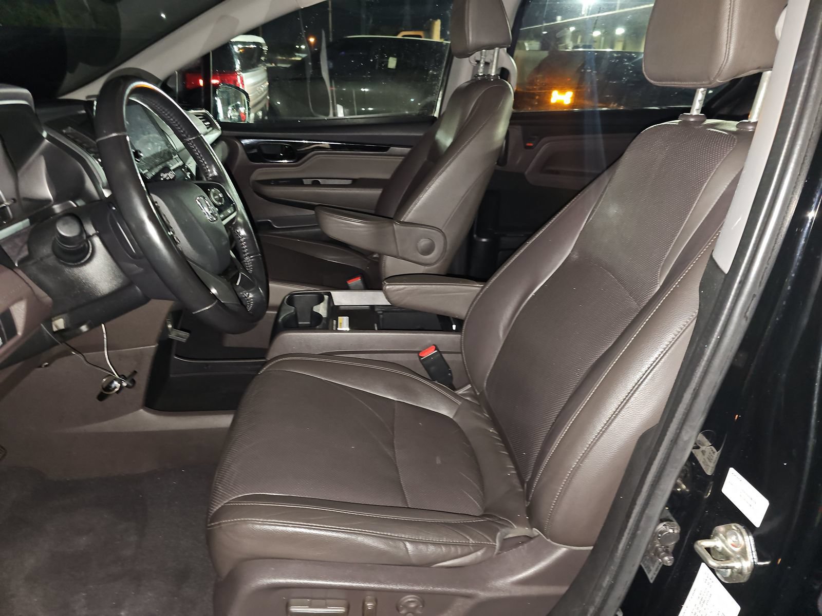 Used 2019 Honda Odyssey Elite image 5