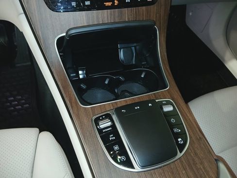 Used 2022 Mercedes-Benz GLC 300 4MATIC image 19