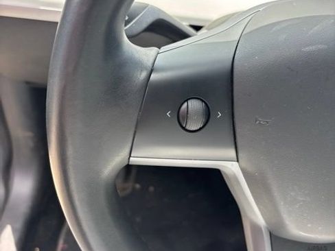 Used 2018 Tesla Model 3 Long Range AWD/4WD image 21