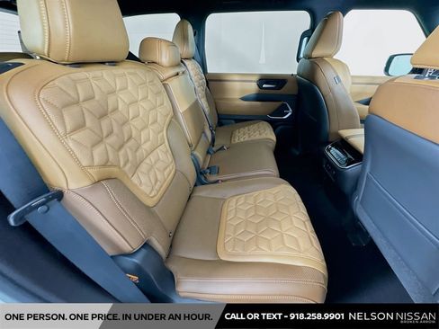 New 2026 Nissan Armada Platinum Reserve image 30