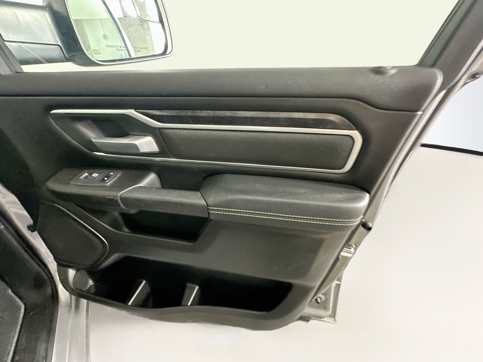 Used 2023 RAM 1500 Big Horn AWD/4WD image 30