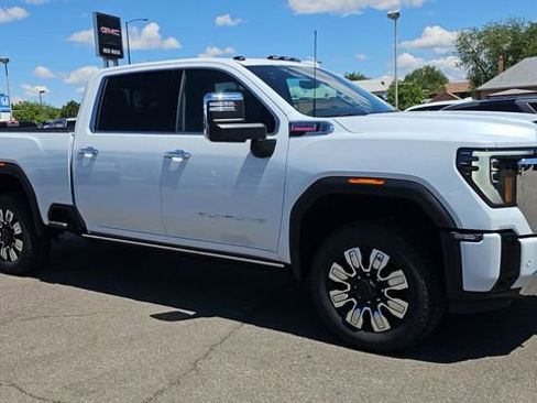 New 2026 GMC Sierra 2500 Denali w/ Denali Reserve Package AWD/4WD image 2