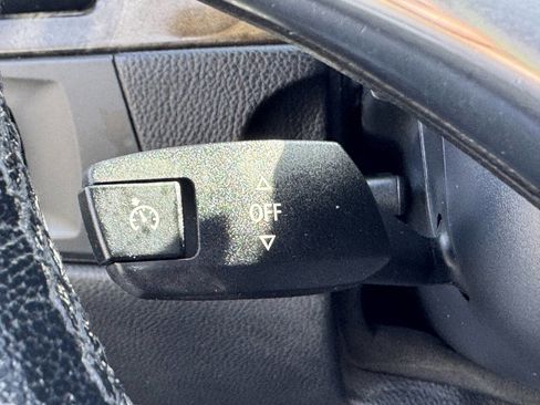 Used 2010 BMW 328i Convertible image 60