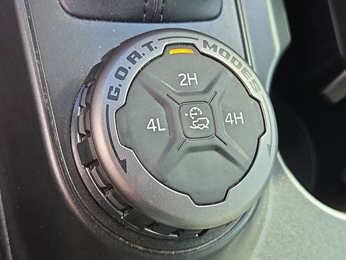 Used 2023 Ford Bronco Outer Banks image 25