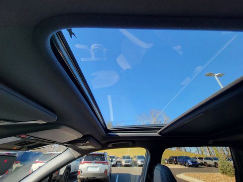 New 2025 Subaru Forester Limited image 25