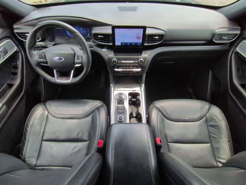 Used 2020 Ford Explorer ST AWD/4WD image 16