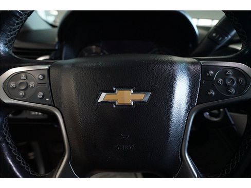 Used 2019 Chevrolet Suburban Premier w/ Premier Plus Edition AWD/4WD image 22
