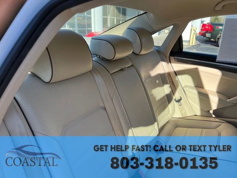 Used 2018 Volkswagen Passat 2.0T R-Line image 24