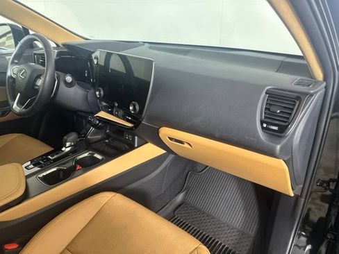 Used 2024 Lexus NX 350 AWD w/ Vision Package image 28
