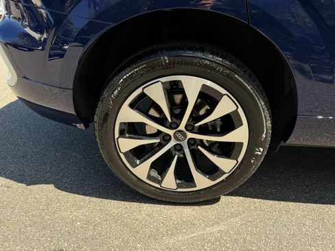 New 2026 Audi Q3 quattro 2.0T AWD/4WD image 10