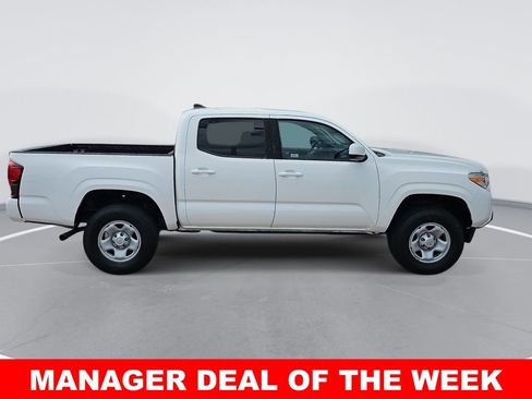 Used 2020 Toyota Tacoma SR w/ SR Convenience Package RWD image 2