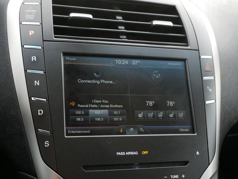 Used 2015 Lincoln MKZ AWD w/ Equipment Group 102A Reserve image 22