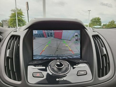 Used 2017 Ford Escape Titanium AWD/4WD image 24