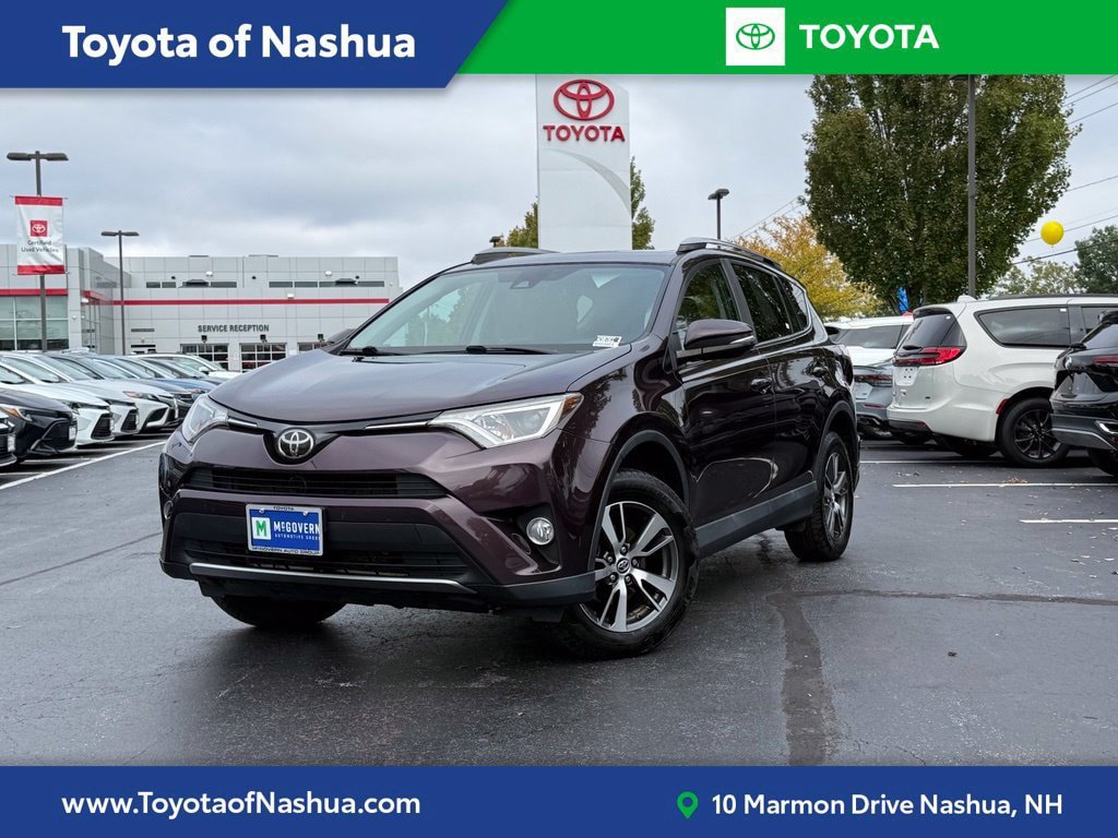 Used 2018 Toyota RAV4 XLE AWD/4WD image 1