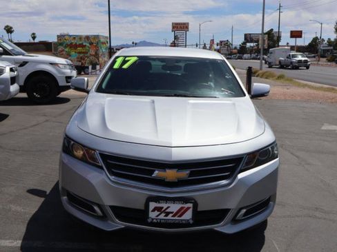 Used 2017 Chevrolet Impala LT w/ Convenience Package FWD image 2