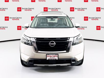 Used 2024 Nissan Pathfinder Platinum