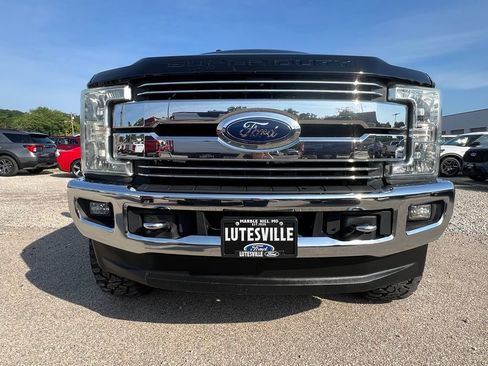 Used 2017 Ford F250 Lariat w/ Lariat Ultimate Package AWD/4WD image 3
