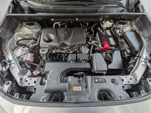 Certified 2025 Toyota RAV4 LE AWD/4WD image 21