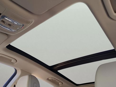 Used 2022 Mercedes-Benz GLE 350 image 4