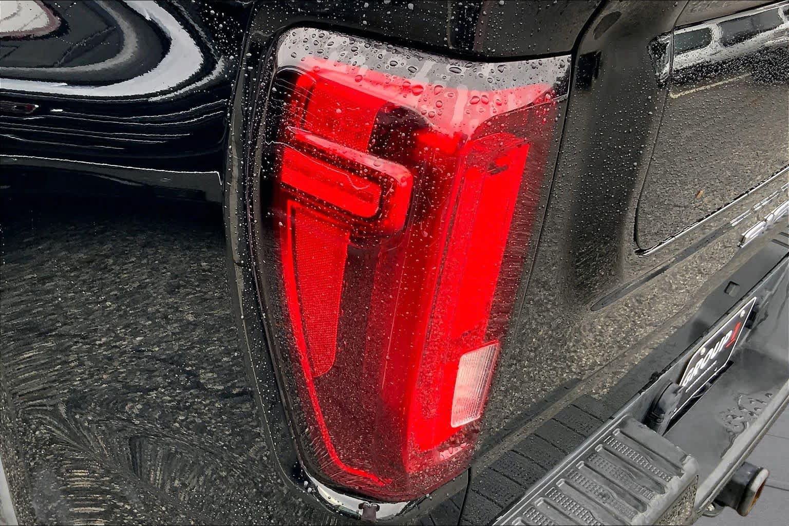 Used 2021 GMC Sierra 1500 AT4 AWD/4WD image 25