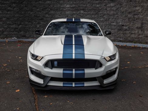 Used 2020 Ford Mustang Shelby GT350R w/ GT350R Equipment Group 920A image 3