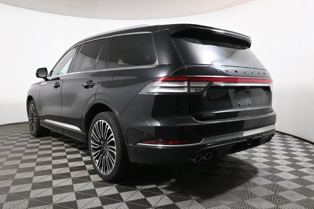 Used 2023 Lincoln Aviator Black Label w/ Dynamic Handling Package AWD/4WD image 9