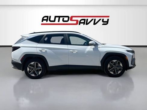 Used 2026 Hyundai Tucson SEL FWD image 8